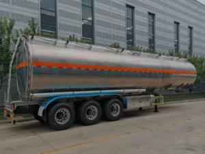 Aluminum oil tank trailer