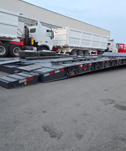 Detachable gooseneck low bed trailer